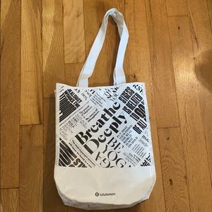 Lululemon bag